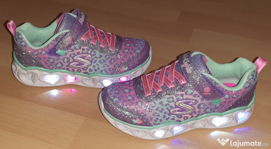 Skechers Heart Lights - pantofi sport pentru fete nr. 34