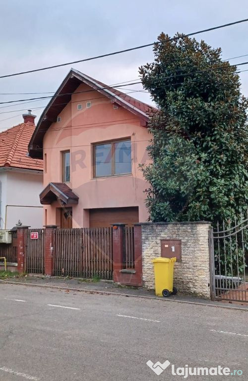 DE INCHIRIAT: Casă / Vilă P+1 - Zona Centrala BAIA MARE