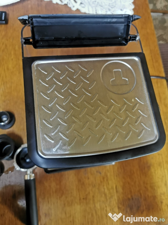 Espressor manual 3 in 1, Capsule/cafea macinata/pad cafea