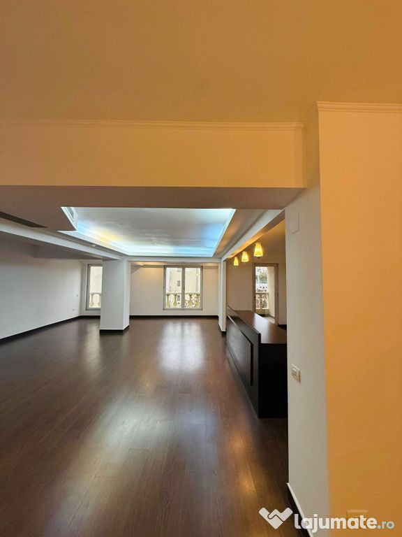 Apartament cu 3 camere 150,80 mp - Herastrau