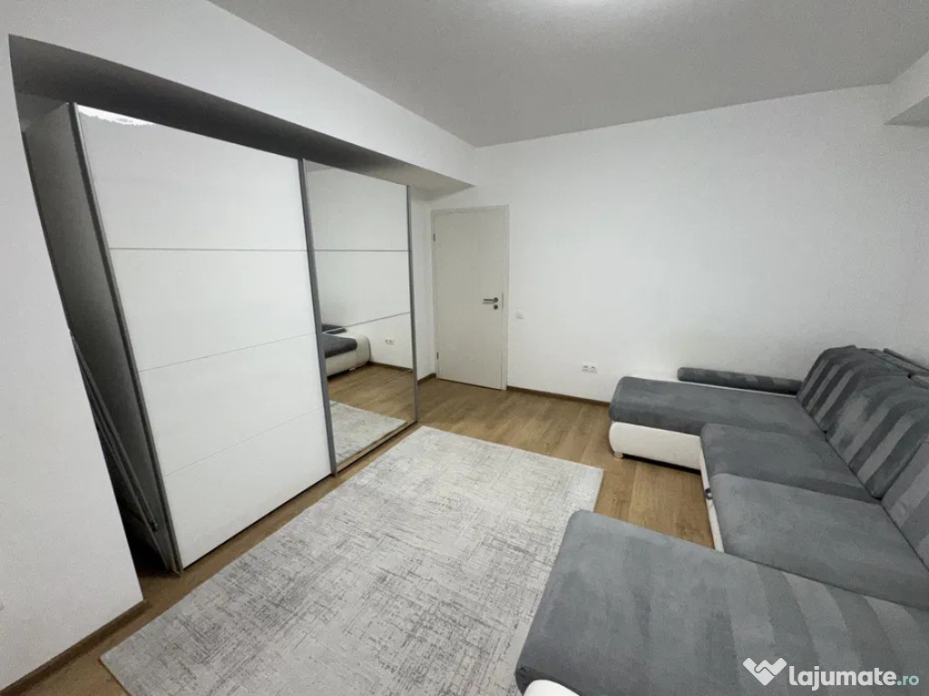 Garsoniera spatioasa, 40 mp, mobilata si utilata, loc de par