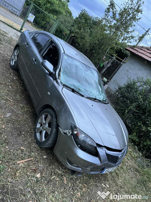 Mazda 3 Sport 2.0 benzină 150 CP, 2006,avariată.