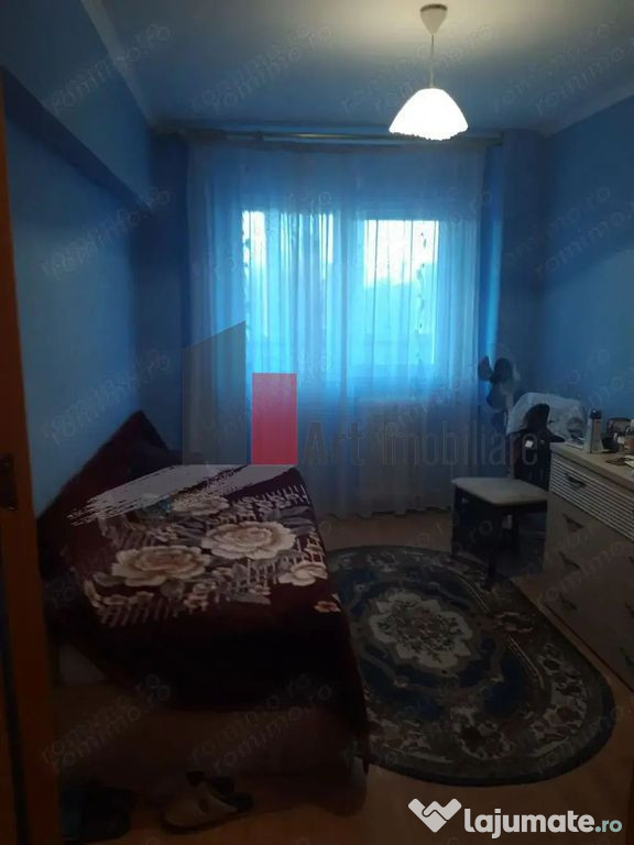 APARTAMENT 3 CAMERE - LACUL TEI