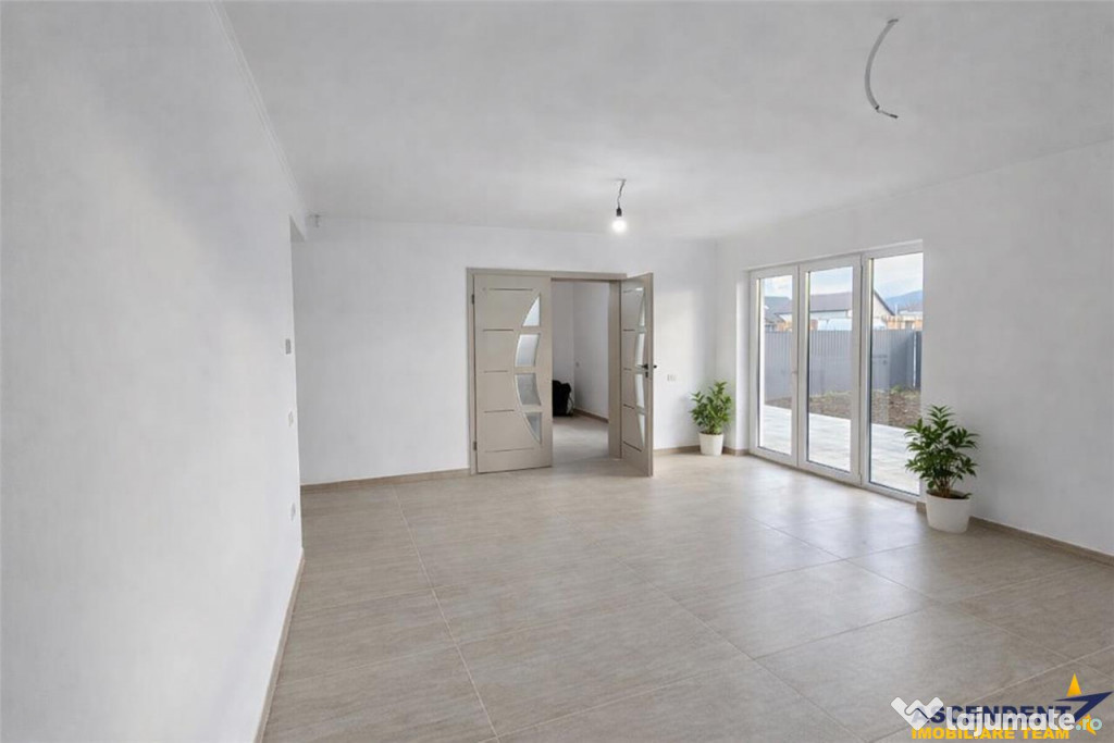 Casa finisaje apreciabile, 500mp teren, Tarlungeni, Brasov