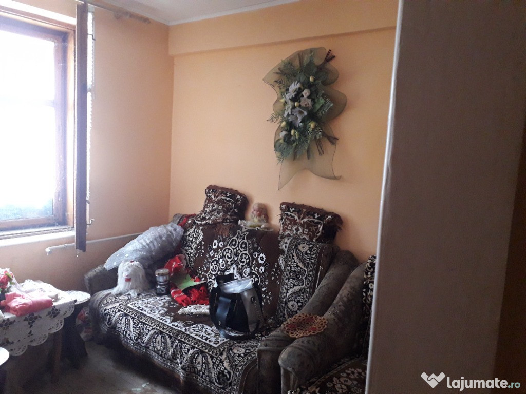 Garsoniera confort 3 - etaj 2- zona Marasesti