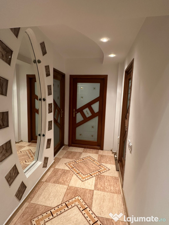 Apartament 2 camere Dristor de închiriat