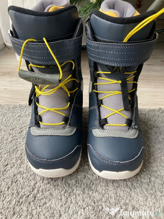Boots Nitro Snowboard - marimea 32-33