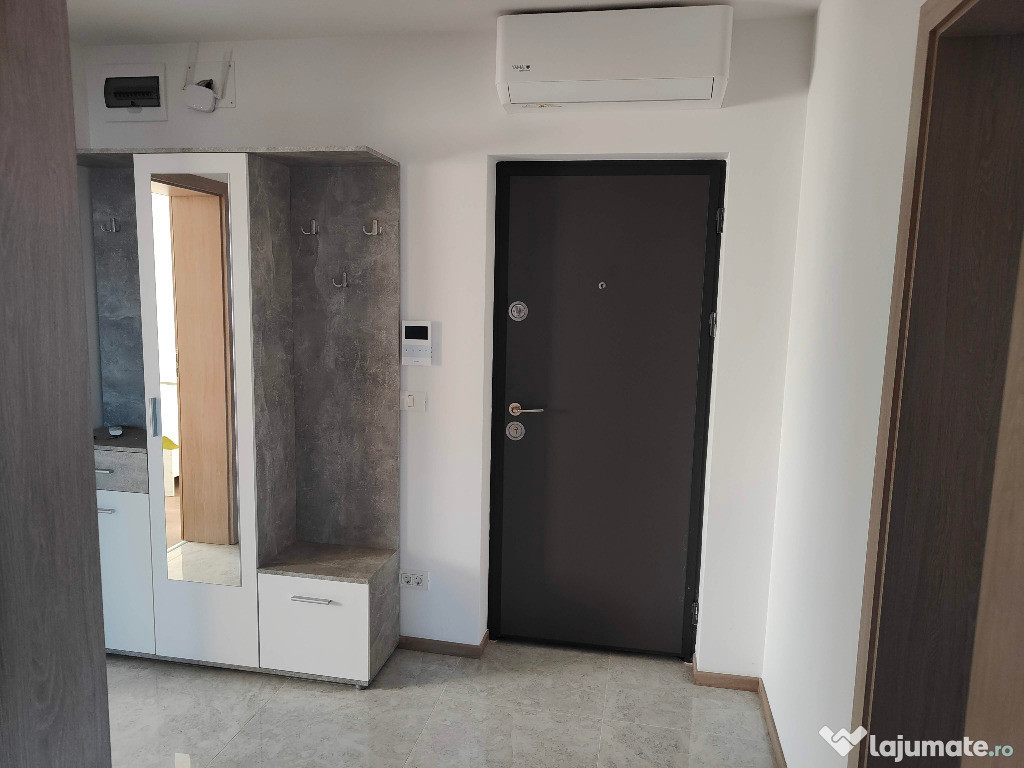 Propietar inchiriez apartament 2 camere decomandat