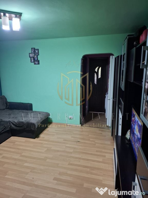 2 camere Berceni, Piața Reșița