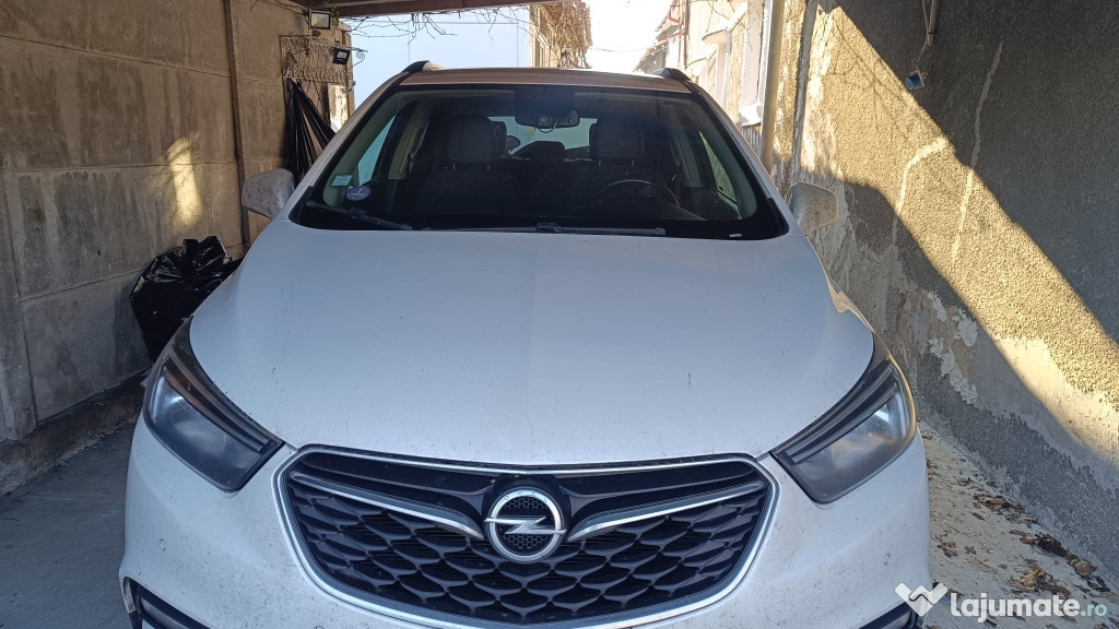 Vând Opel Mokka benzină, cheltuieli minime, impozit mic.