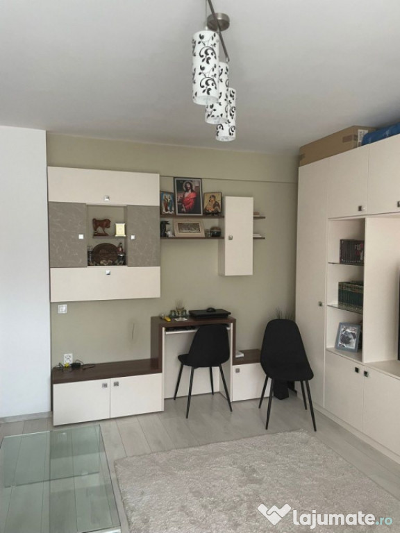 Apartament 2 camere ( Loc parcare-Bloc 2015 )