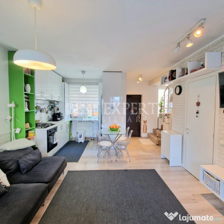 Vilă de vânzare – mobilată și utilată/complex privat