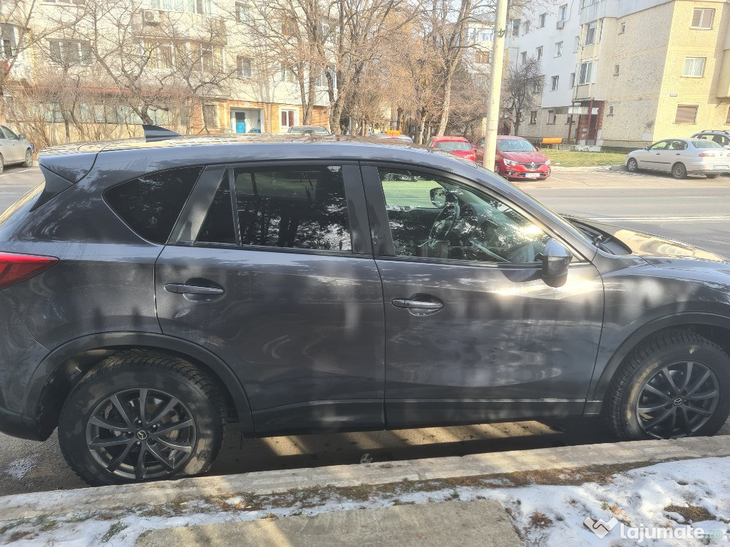 Mazda cx 5 2015. Automata