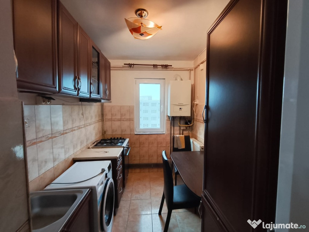 Apaetament 2 camere Podu Ros