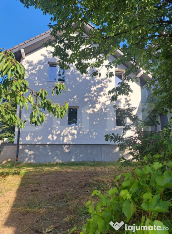 Casa de vanzare 115 mp , teren 425 mp , zona strazii Strandu