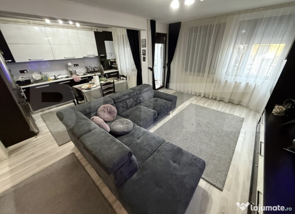 Apartament cu 2 camere,72 mp, decomandat, zona Aurel Vlaicu