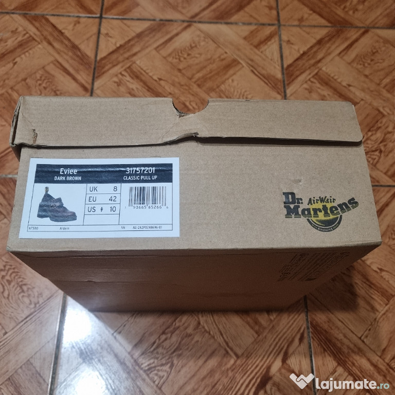 Pantofi Eviee dama Dr. Martens