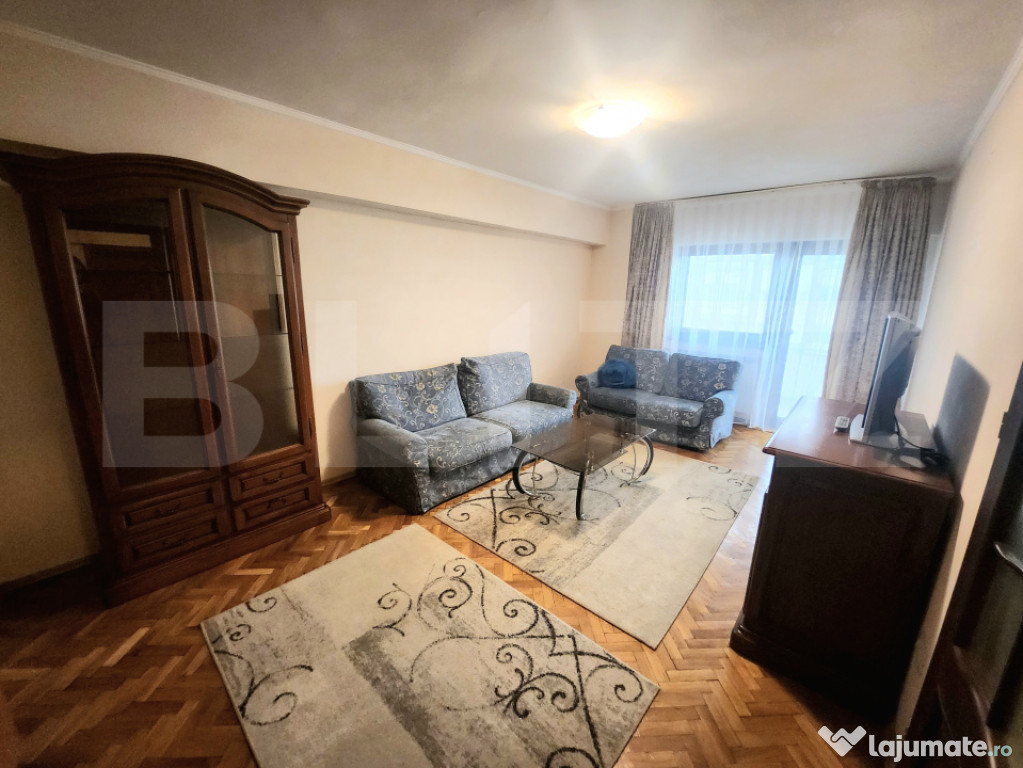 Apartament cu 2 camere, etaj intermediar, 67 mp, zona Cetate