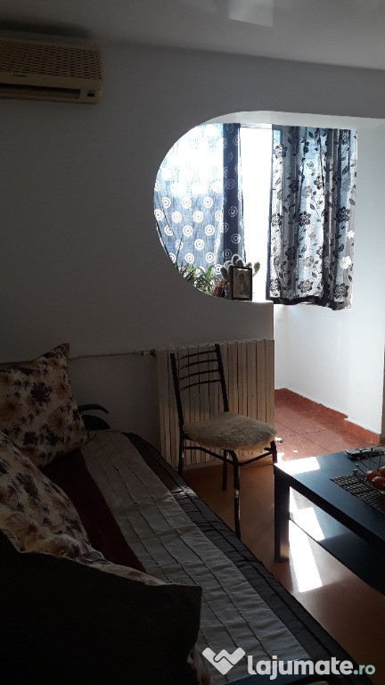 Inchiriez Apartament