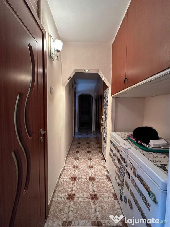 3 Camere - 70 mp si Boxa - Metrou 1 Decembrie la 5 Minute