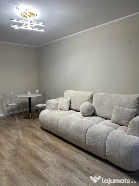 3 Camere - Metrou 1 Decembrie la 3 minute - Centrala Proprie