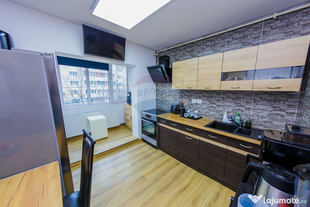 Apartament cu 2 camere de vânzare în zona Republicii