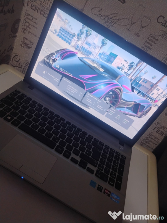Vând Laptop Samsung