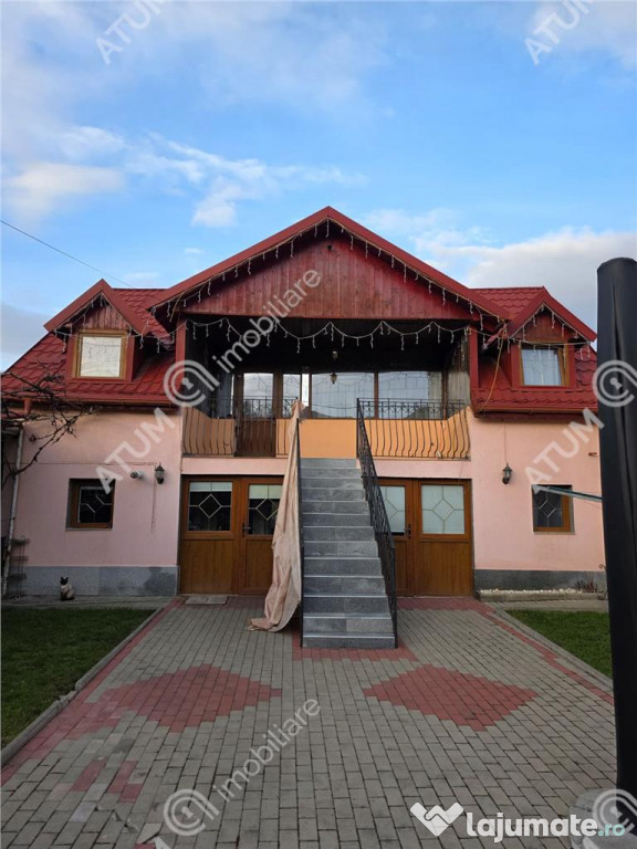 Apartament cu 3 camere decomandate la casa cu curte zona Tre