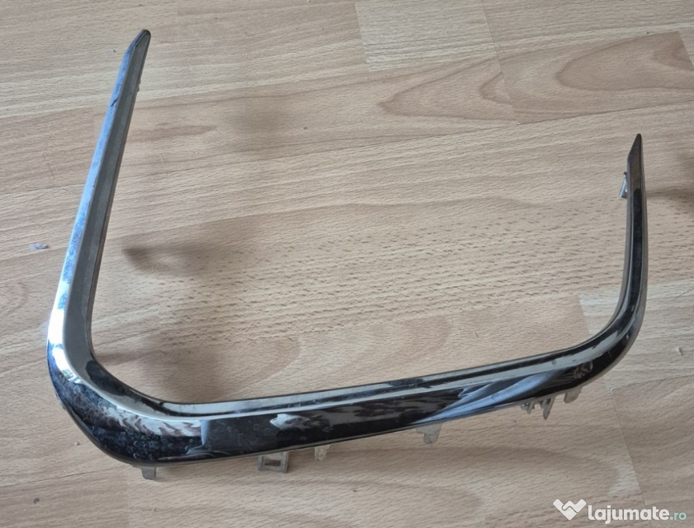 Ornament bara stanga Toyota Corolla