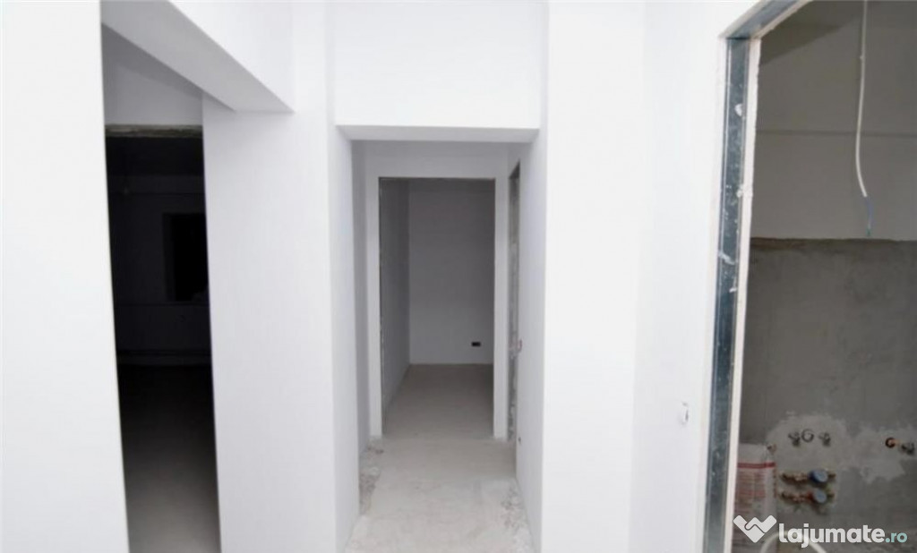 Apartament 3 camerele, Parter,cu balcon pe Viorele/Tineretului