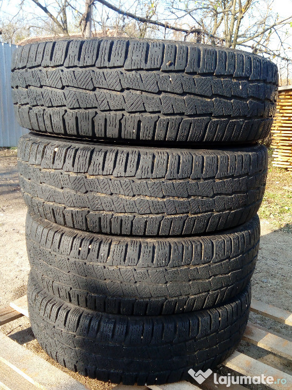 Set 4 buc anvelope iarna 225 75 16c Michelin, 6-7mm