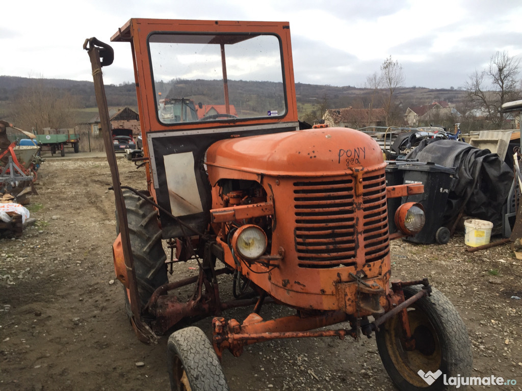 Tractor Mssey Ponny 820 diese