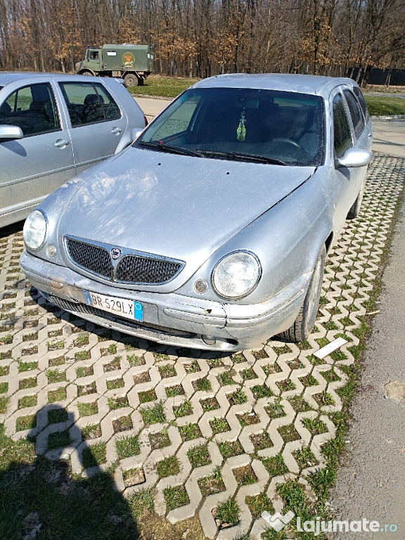 Lancia lybra 2.4 jtd