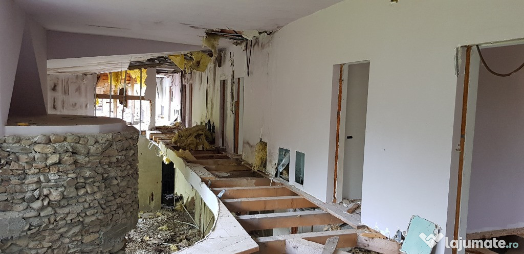 Pensiune coada lacului bihor