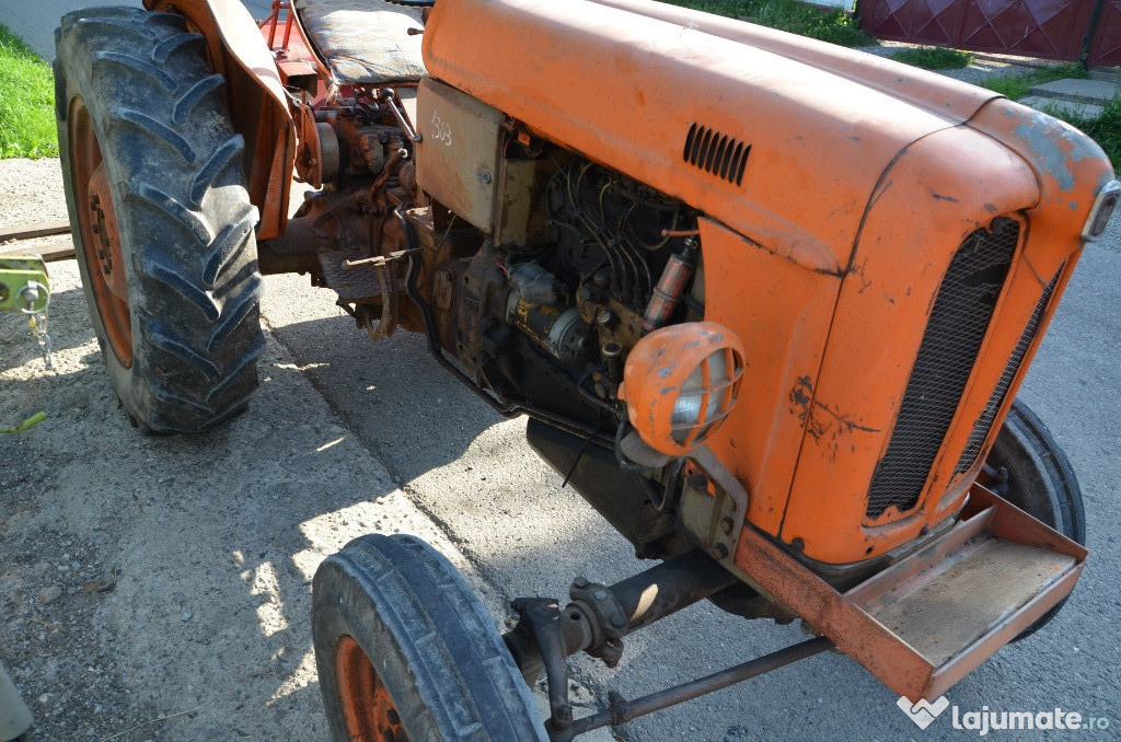 Tractor Fiat 411