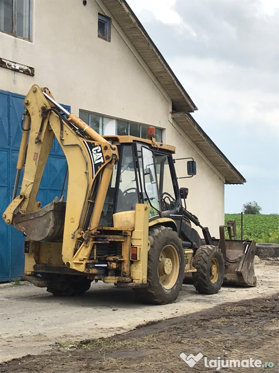 Inchiriez buldoexcavator excavator