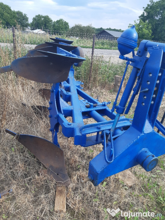 Plug hidraulic 3 cormane/brazdare Brening-Lemken