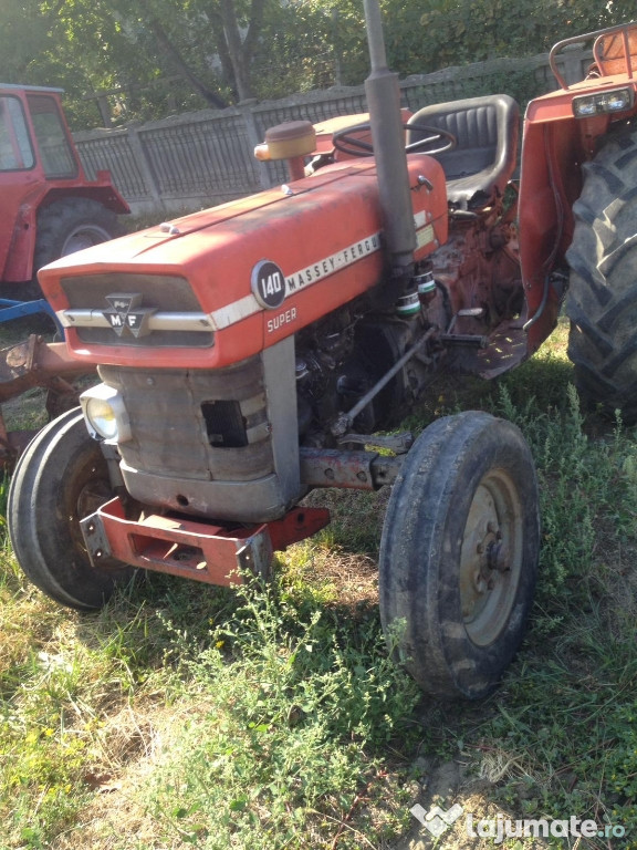 Tractor Massey Ferguson