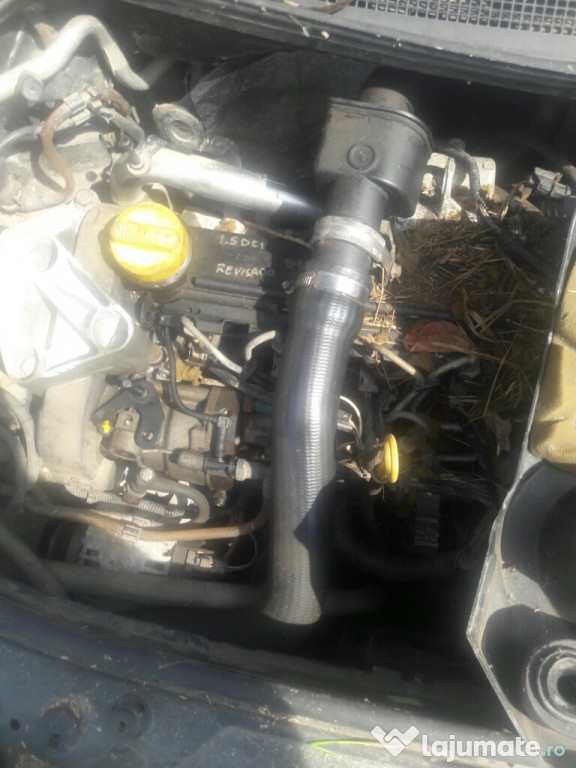 Dezmembrez renault megane motor 1.5 dci