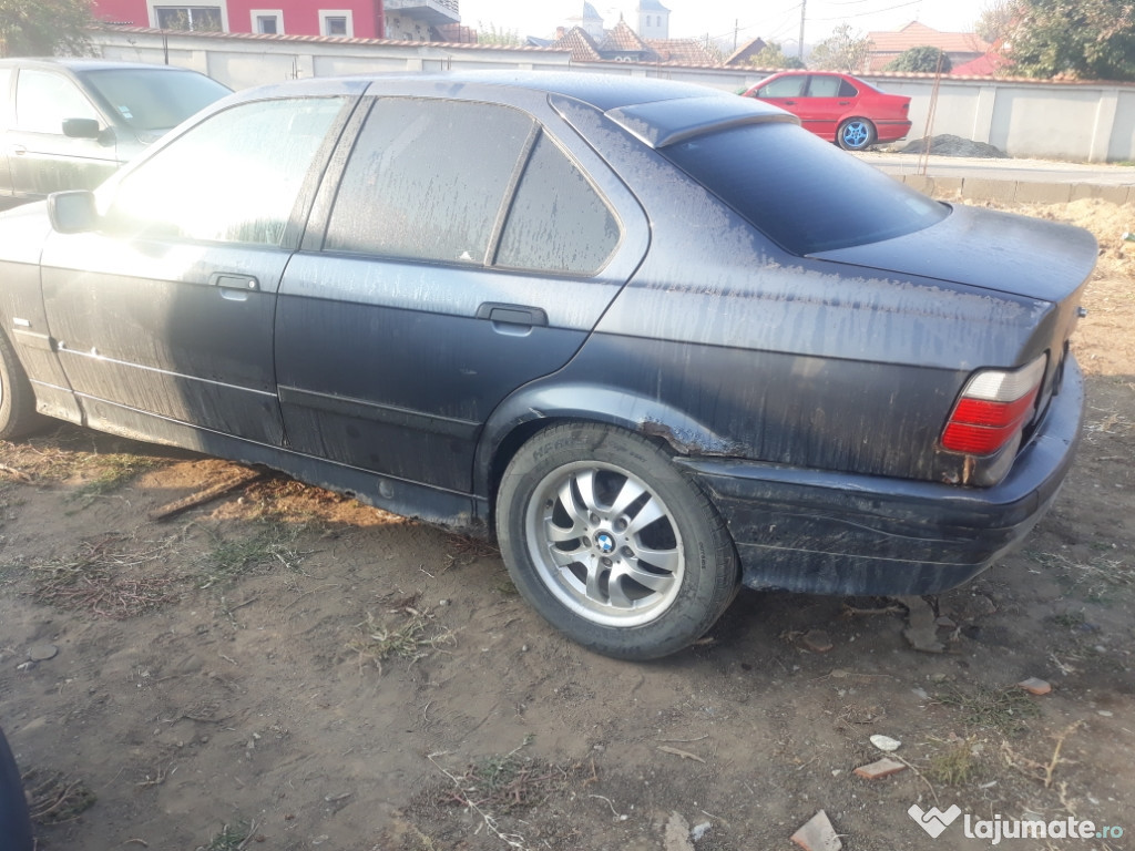 Dezmembrez Bmw 316i