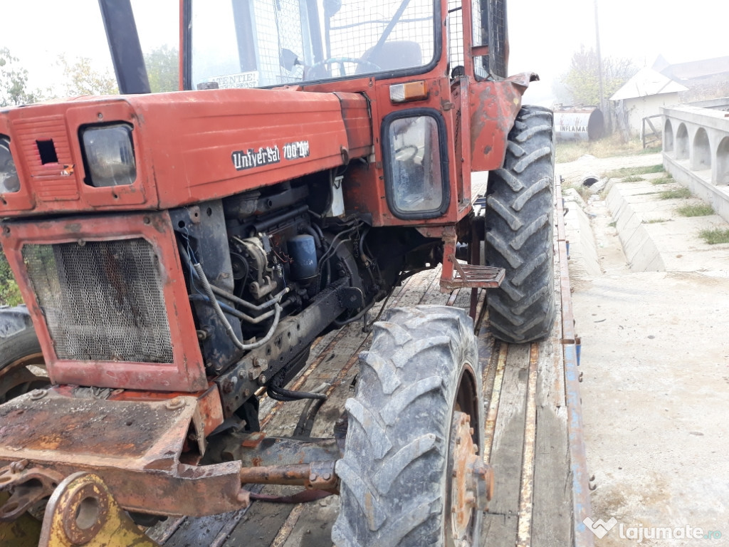 Tractor u650 dt 4x4