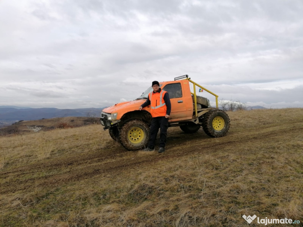 Jeep offroad toyota