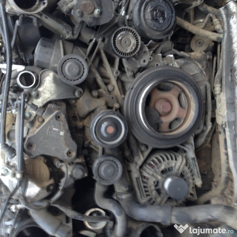 Motor mercedes 22 cdi cutie injectoare etc detalii