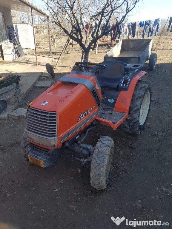 Tractoras kubota aste +utilaje