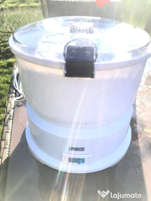 Decojitor electric de cartofi Princess