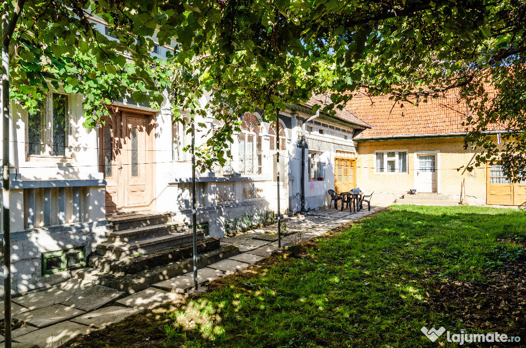 Casa ardeleneasca autentica comuna Lisa, Central Brasov