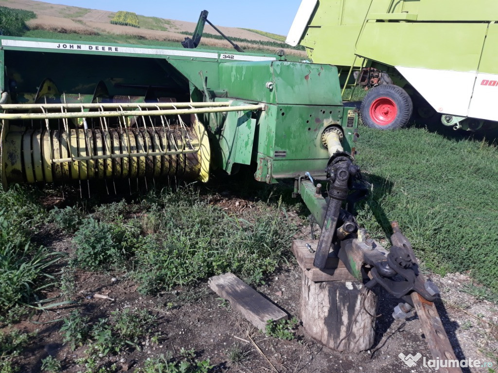 Presa balotat Joon Deere 342