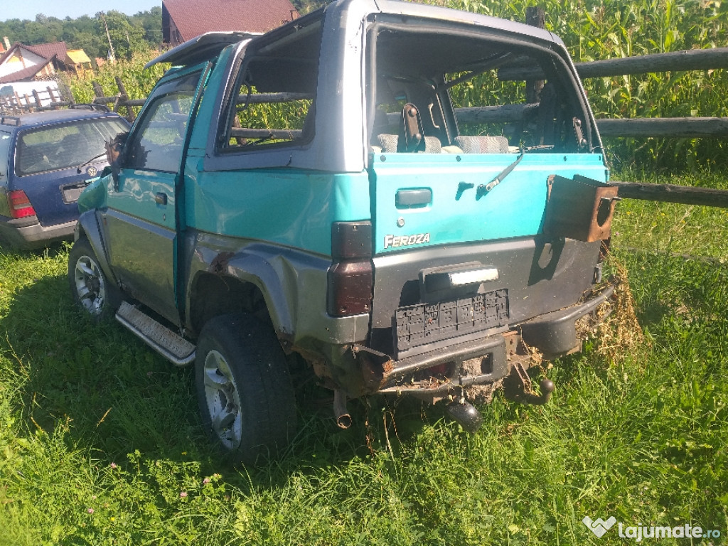 Daihatsu Feroza Benzină