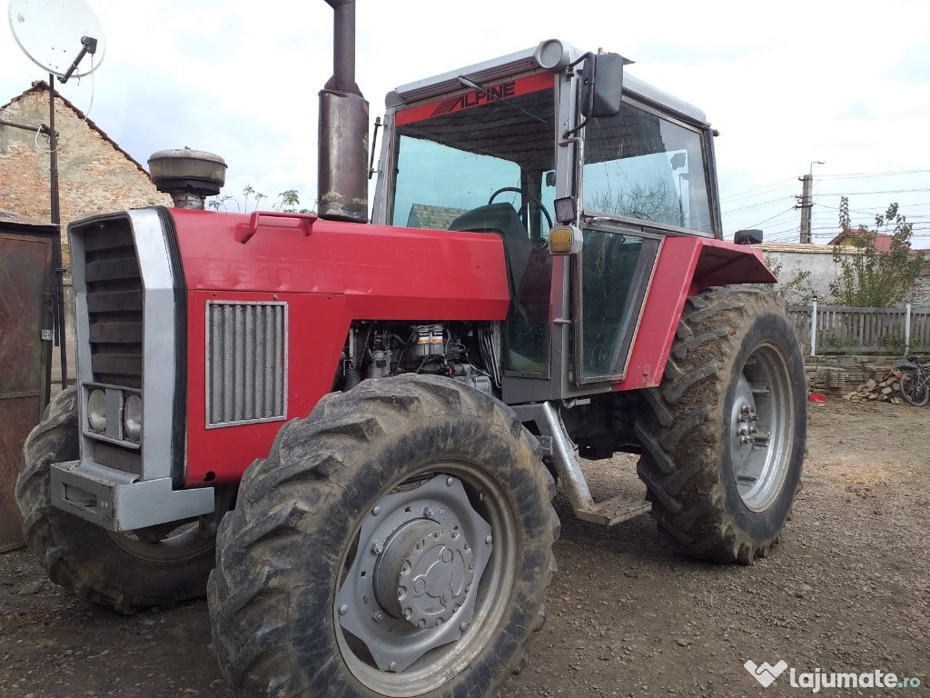 Tractor 4×4 Massey Ferguson