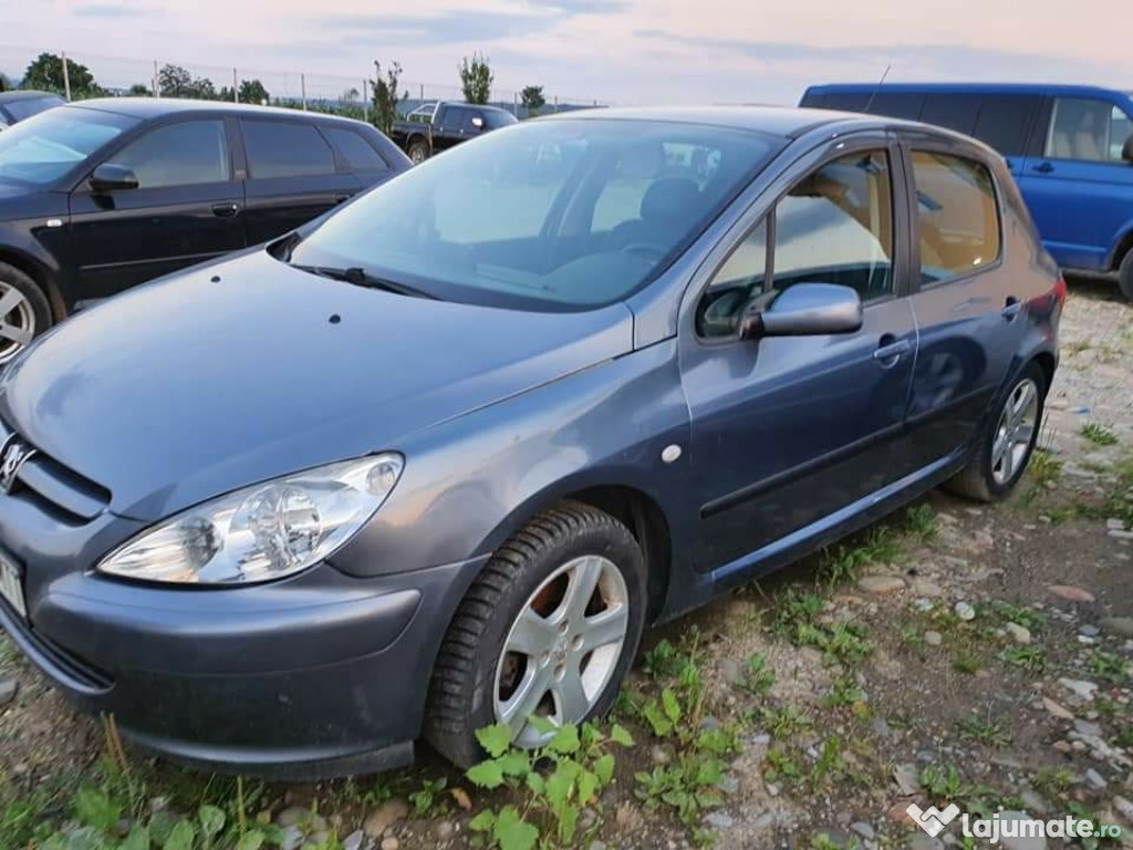 Dezmembrez peugeot 307 2.0 hdi